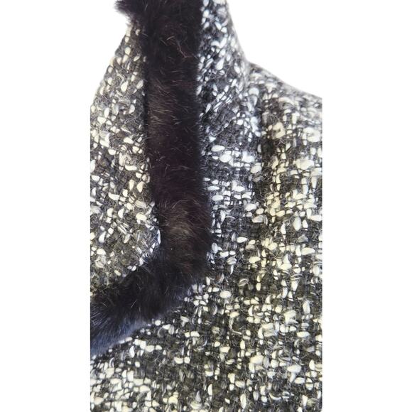 Tahari by Arthur Levine Tweed Faux Fur Trim Jacket Black & White Sz 10 - Picture 5 of 9